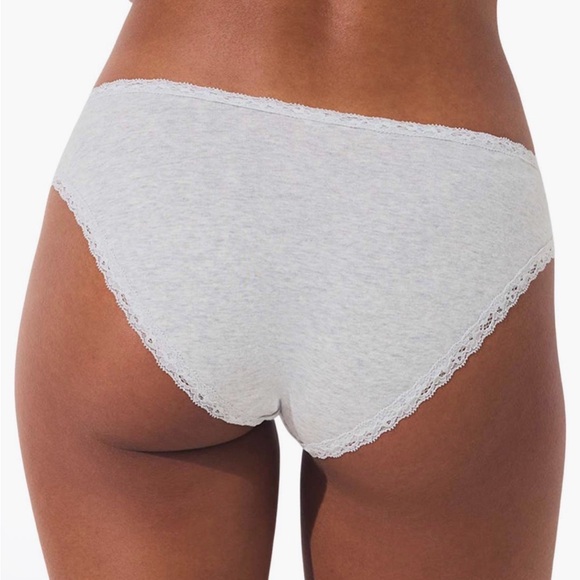 Skims Unlisted - Picture 5 of 11